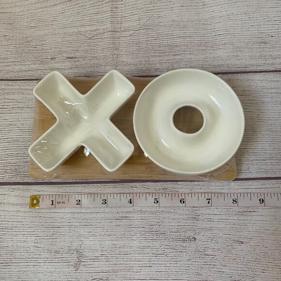 X and O Porcelain Appetizer Set with Bamboo Tray 3 Piece Trinket Ring Dishes - Picture 8 of 10